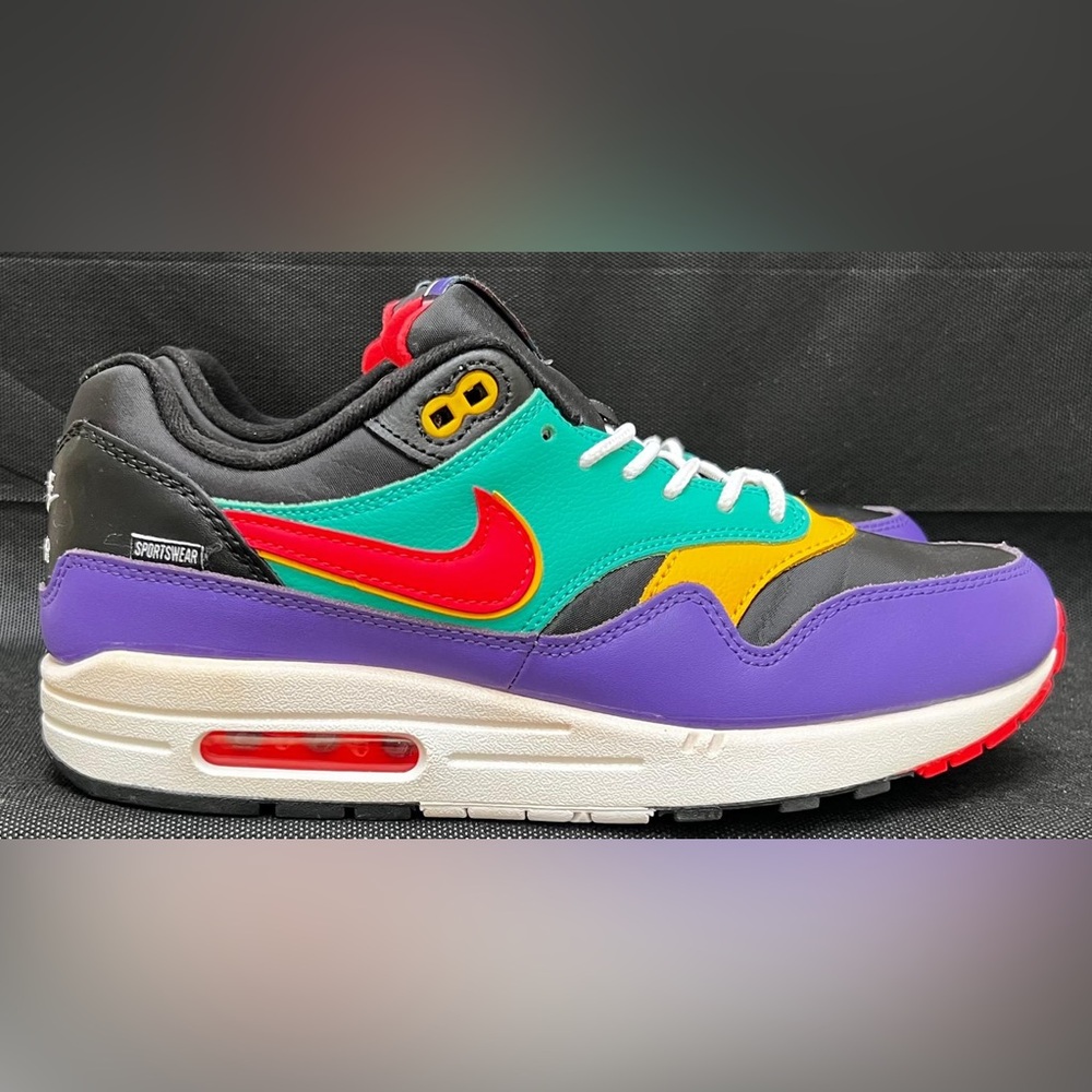 Men’s Size 10 (8172) Nike Air Max 1 One SE WindBreaker Black/Purple AO1021-23